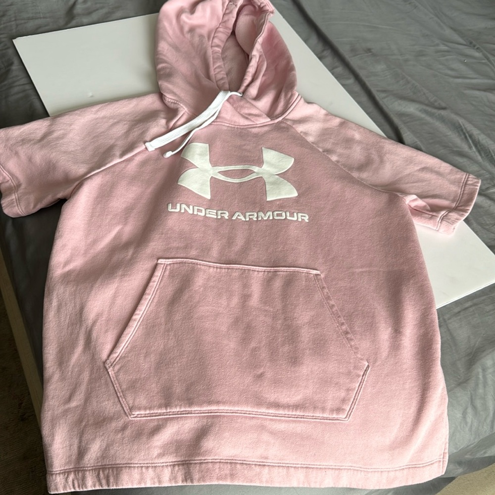Under armour short sleeve pink hoodie. Medium